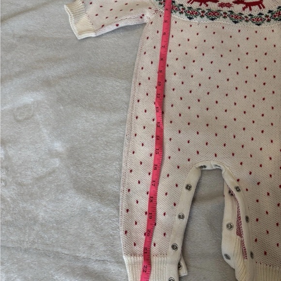 Hanna Andersson White and Red Reindeer Knit Footie 6-12M - Picture 4 of 8